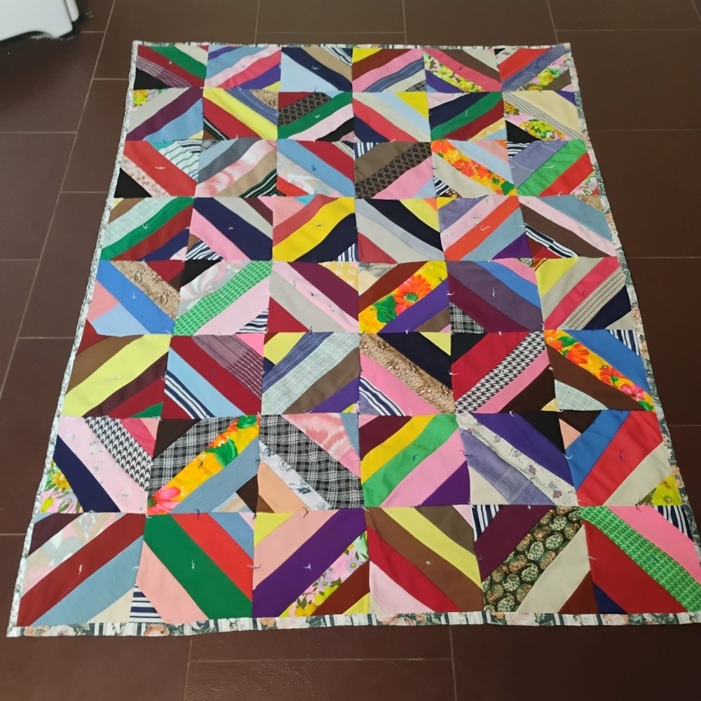 Vintage Handmade Quilt 66x50 Colorful 1970s–80s Era​